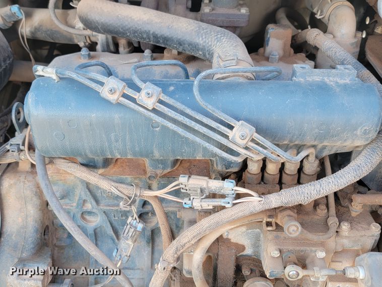 image for item JW9666 2003 Bobcat S185  skid steer loader