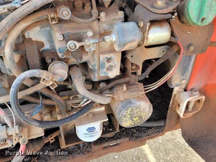 image for item JW9666 2003 Bobcat S185  skid steer loader