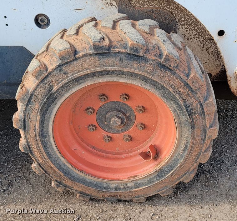 image for item JW9666 2003 Bobcat S185  skid steer loader