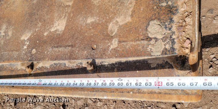 image for item JW9667 2001 Bobcat S175  skid steer loader