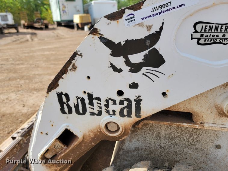 image for item JW9667 2001 Bobcat S175  skid steer loader