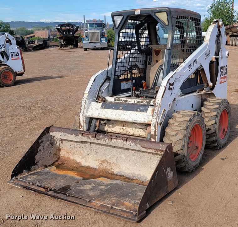 image for item JW9668 2008 Bobcat S205  skid steer loader