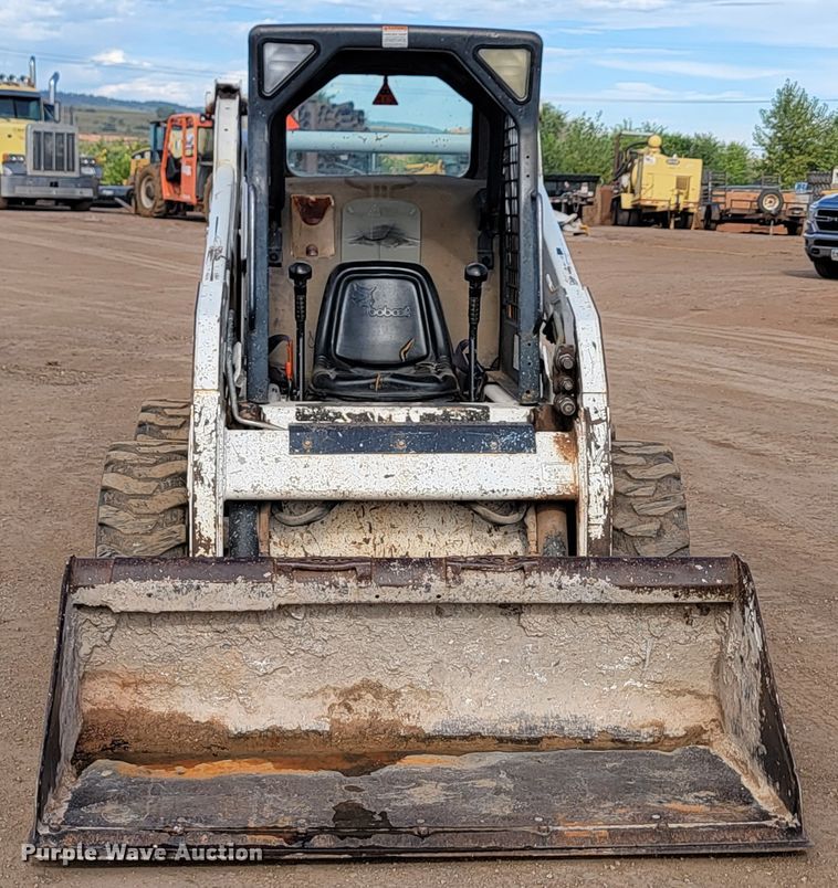 image for item JW9668 2008 Bobcat S205  skid steer loader