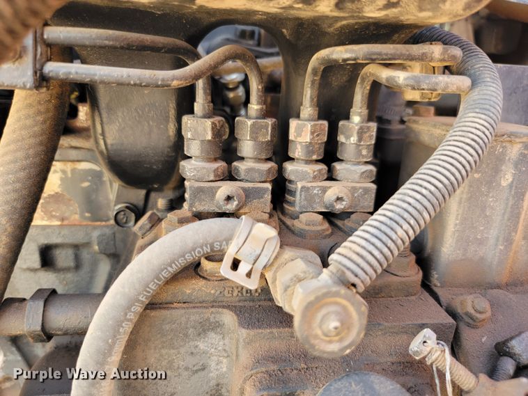 image for item JW9668 2008 Bobcat S205  skid steer loader