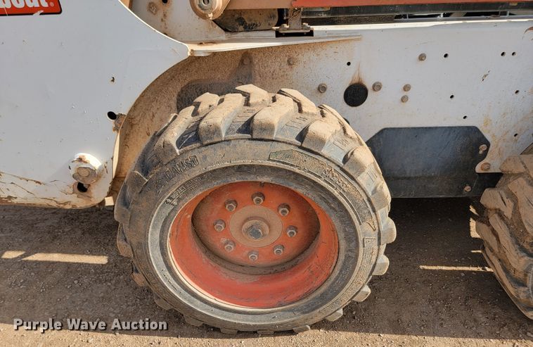 image for item JW9668 2008 Bobcat S205  skid steer loader