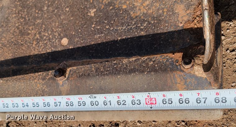 image for item JW9669 2002 Bobcat S175  skid steer loader