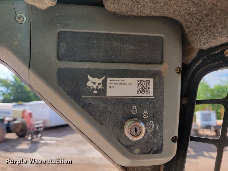 image for item JW9669 2002 Bobcat S175  skid steer loader