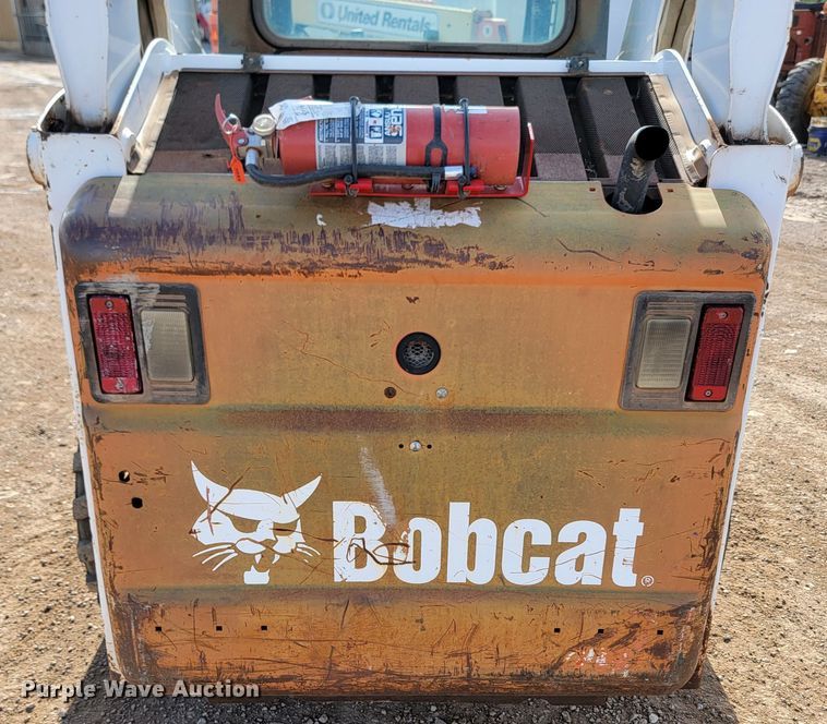 image for item JW9669 2002 Bobcat S175  skid steer loader