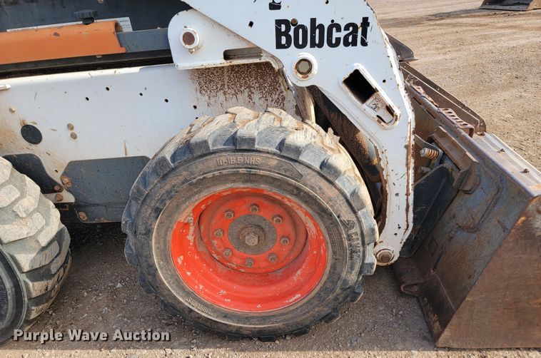 image for item JW9669 2002 Bobcat S175  skid steer loader
