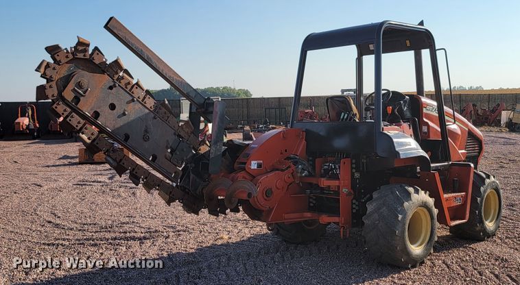 image for item JW9670 2007 Ditch Witch RT75  trencher