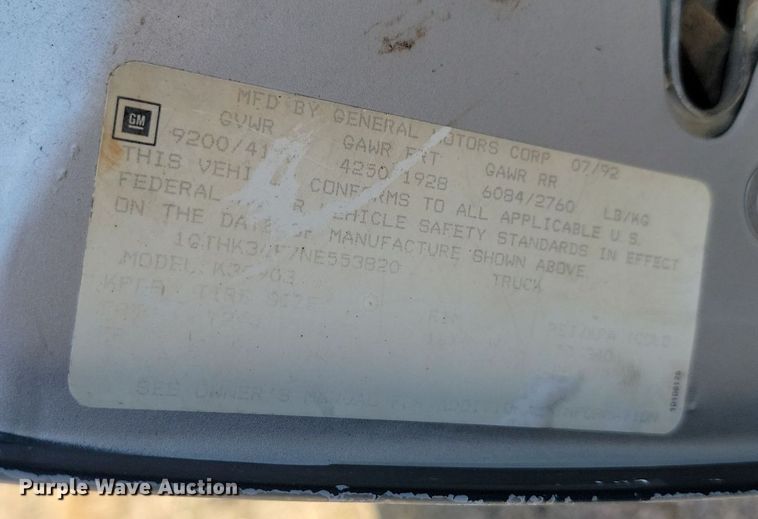 image for item JW9672 1992 GMC Sierra 3500  pickup truck