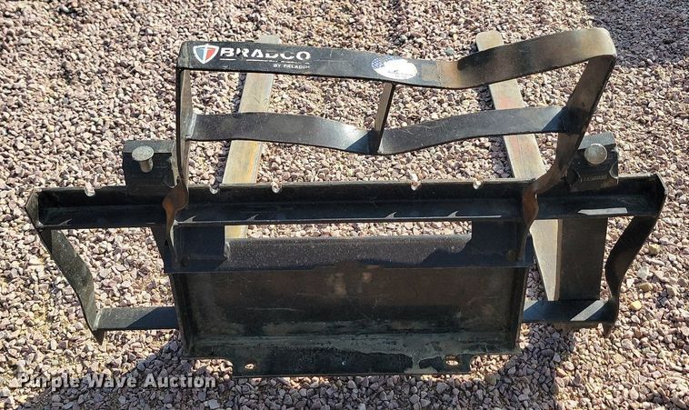 image for item JW9675 Paladin Bradco  43" L compact utility loader forks