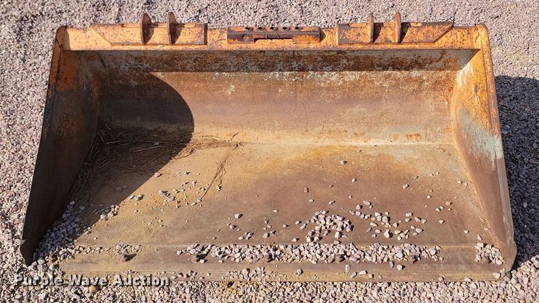 image for item JW9676 60" W skid steer bucket