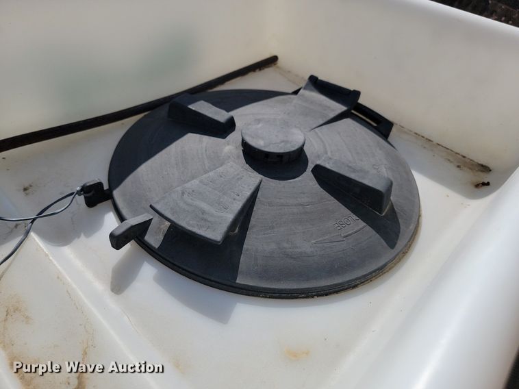 image for item JW9679 Easy Lawn TM35  hydroseeder