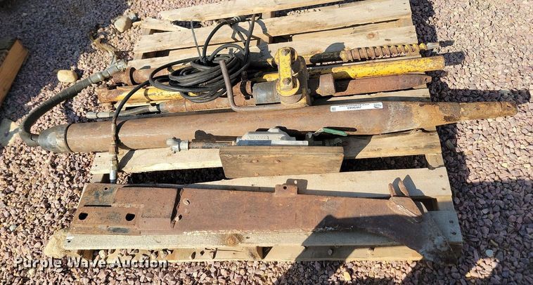 image for item JW9683 Hole Hog  piercing tool