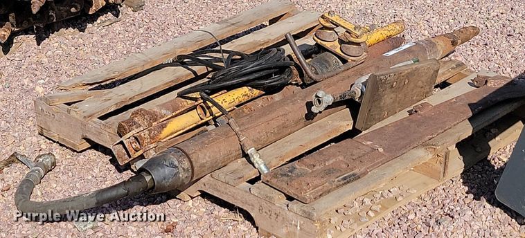 image for item JW9683 Hole Hog  piercing tool