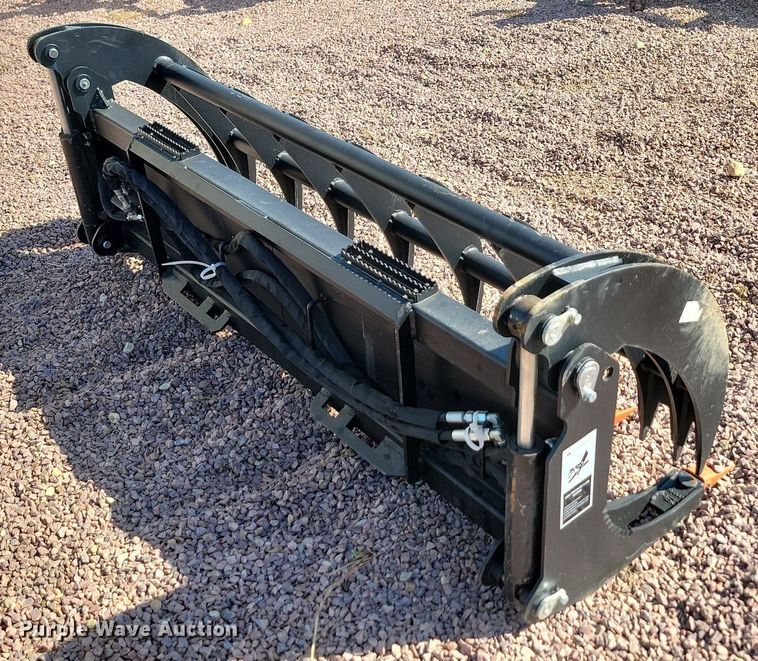 image for item JW9688 78" W skid steer grapple bucket