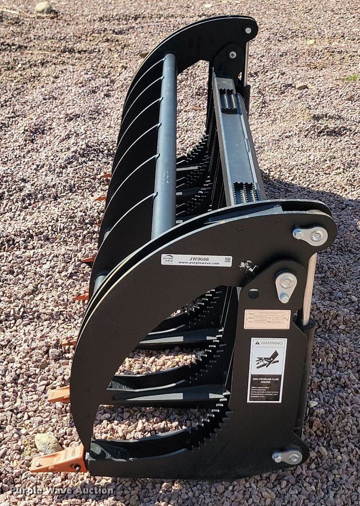 image for item JW9688 78" W skid steer grapple bucket