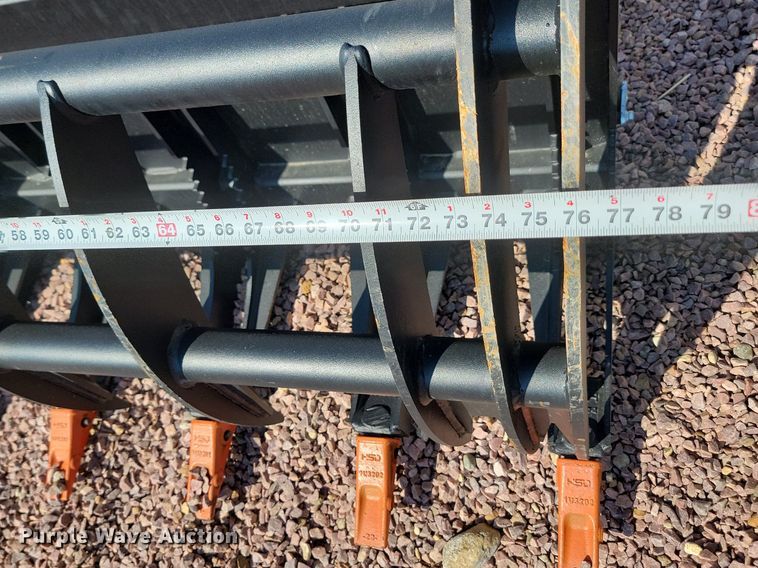 image for item JW9688 78" W skid steer grapple bucket