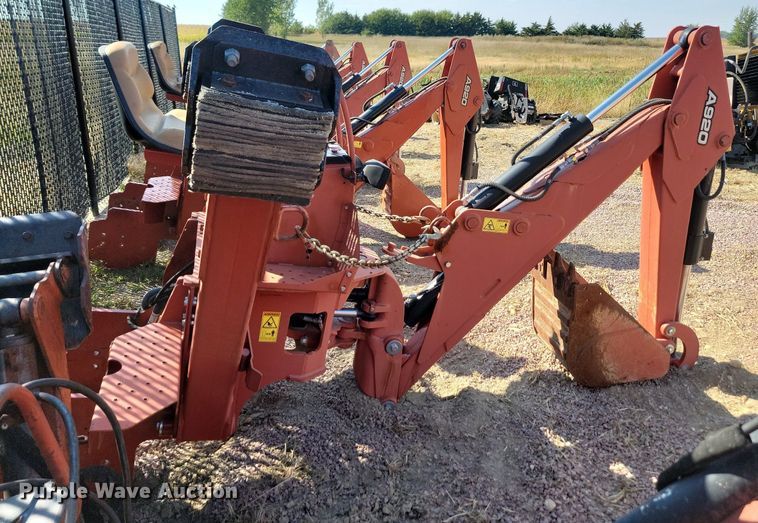 image for item JW9689 2015 Ditch Witch A920  backhoe