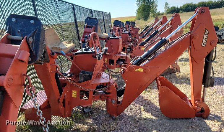 image for item JW9690 2015 Ditch Witch A920  backhoe