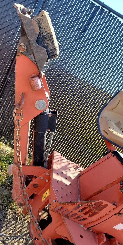 image for item JW9692 2015 Ditch Witch A920  backhoe