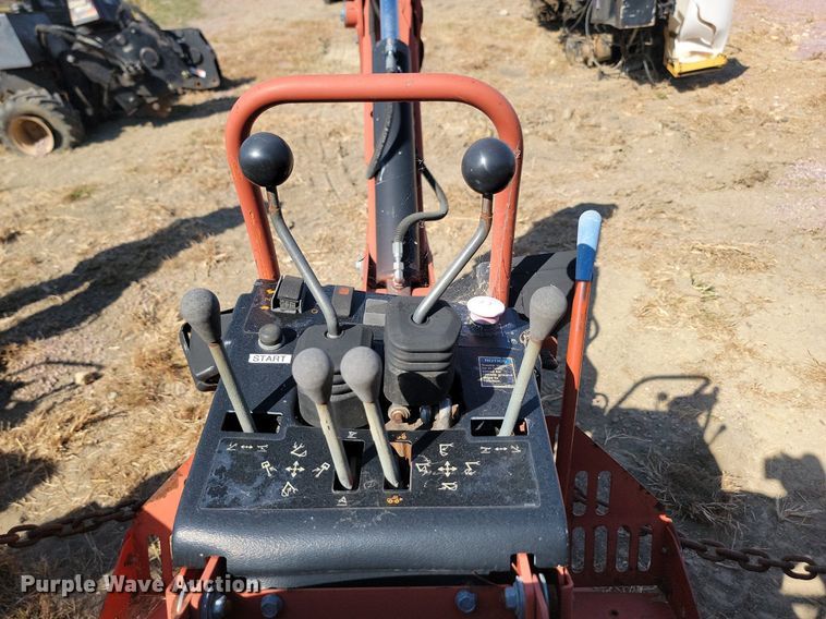 image for item JW9692 2015 Ditch Witch A920  backhoe