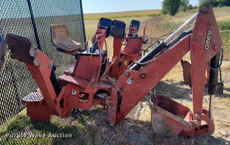 image for item JW9693 2011 Ditch Witch A920  backhoe