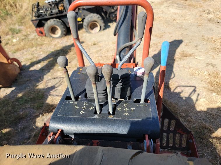 image for item JW9693 2011 Ditch Witch A920  backhoe