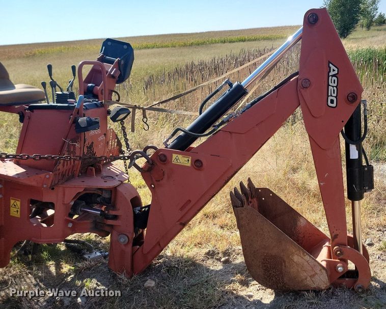 image for item JW9694 2015 Ditch Witch A920  backhoe