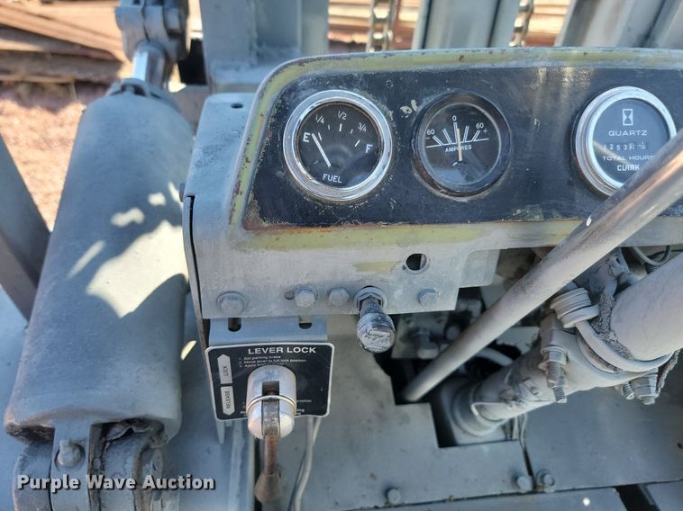 image for item JW9695 Clark  forklift