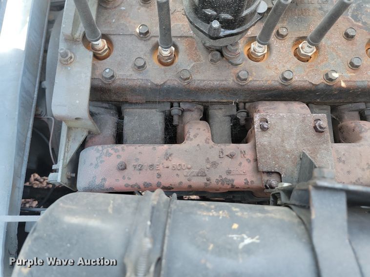 image for item JW9695 Clark  forklift