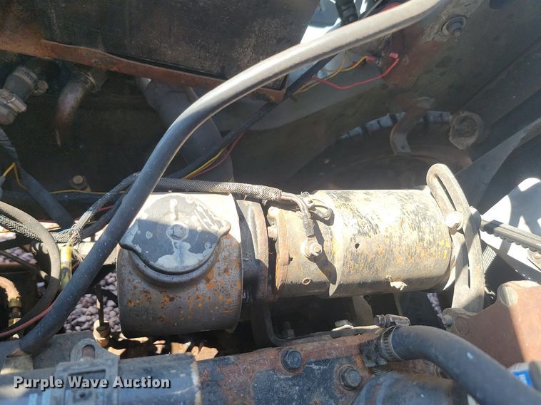 image for item JW9695 Clark  forklift