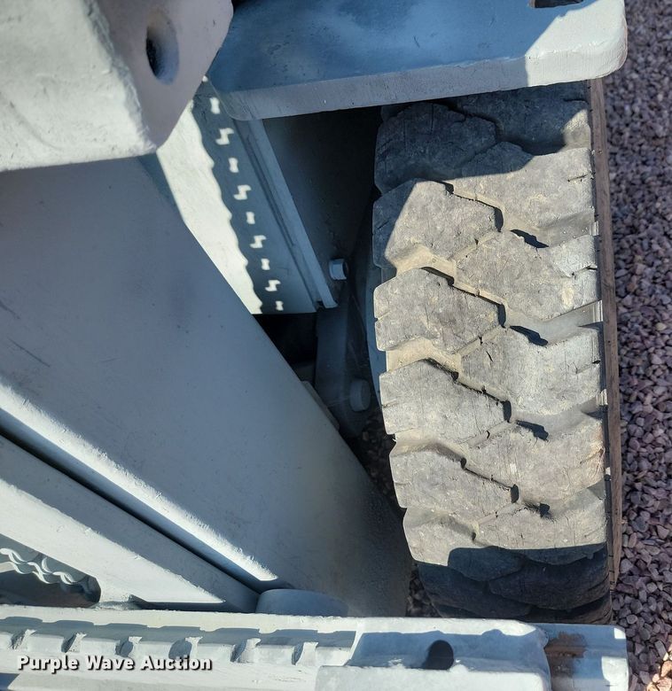 image for item JW9695 Clark  forklift