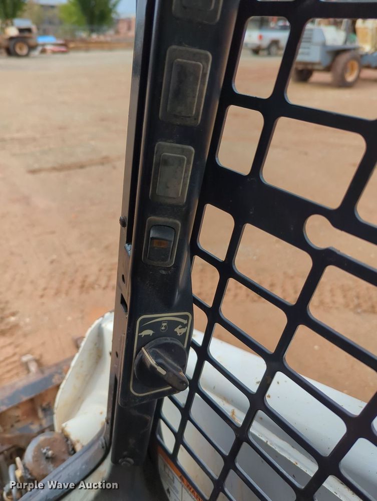 image for item KB9364 2014 Bobcat T770 tracked skid steer loader