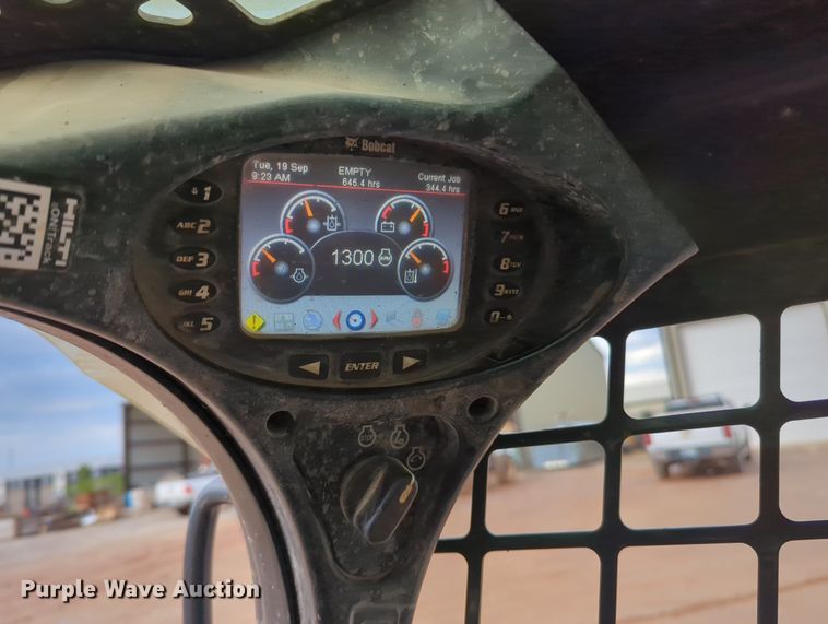 image for item KB9364 2014 Bobcat T770 tracked skid steer loader