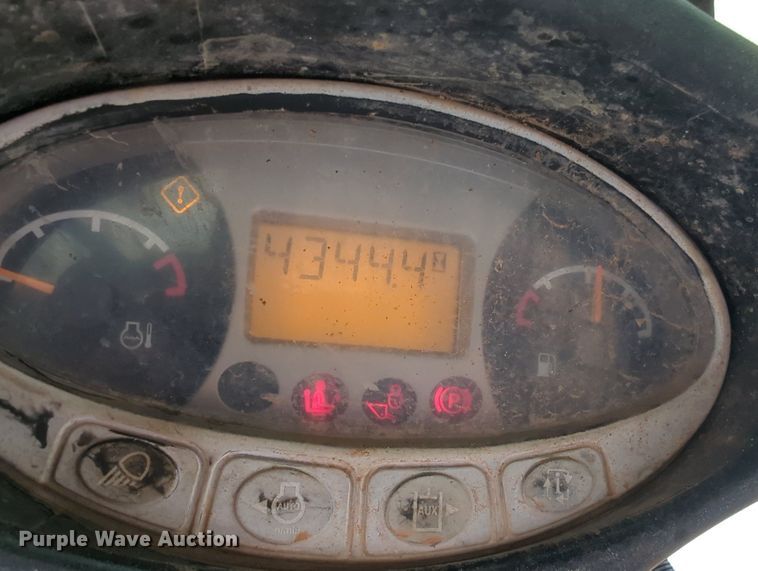 image for item KB9364 2014 Bobcat T770 tracked skid steer loader