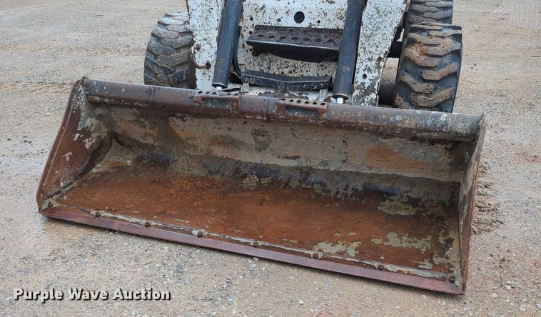image for item KB9376 2010 Bobcat S300 skid steer loader