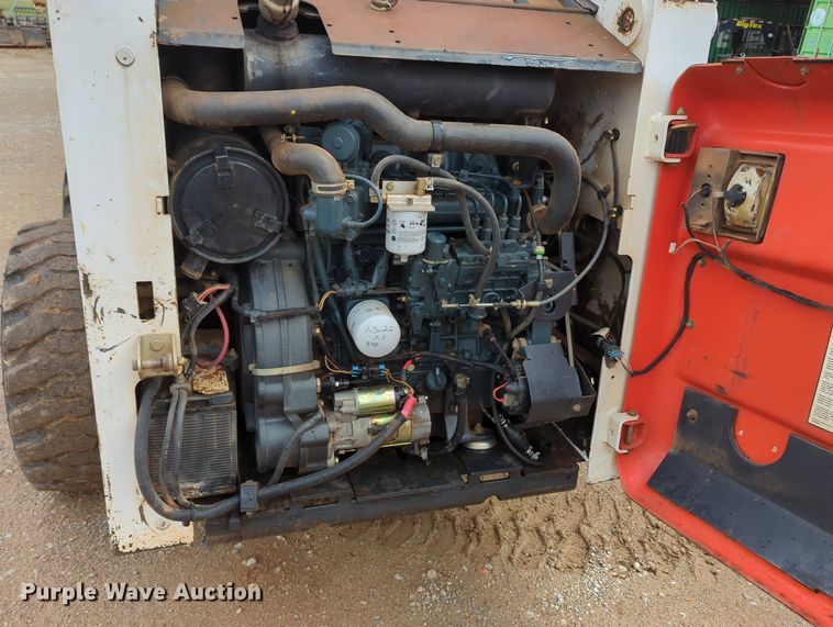 image for item KB9376 2010 Bobcat S300 skid steer loader