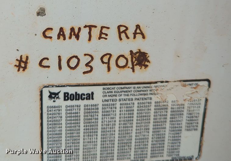 image for item KB9376 2010 Bobcat S300 skid steer loader