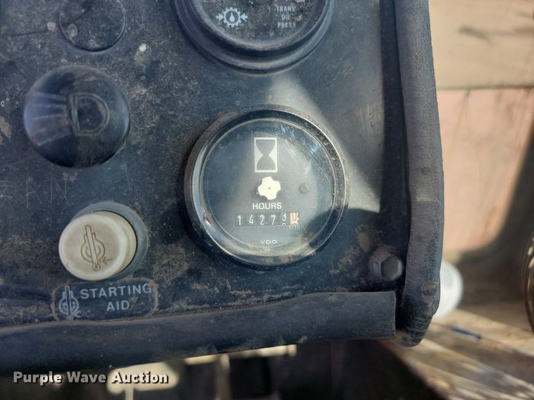 image for item KS9133 1990 John Deere 850B  dozer