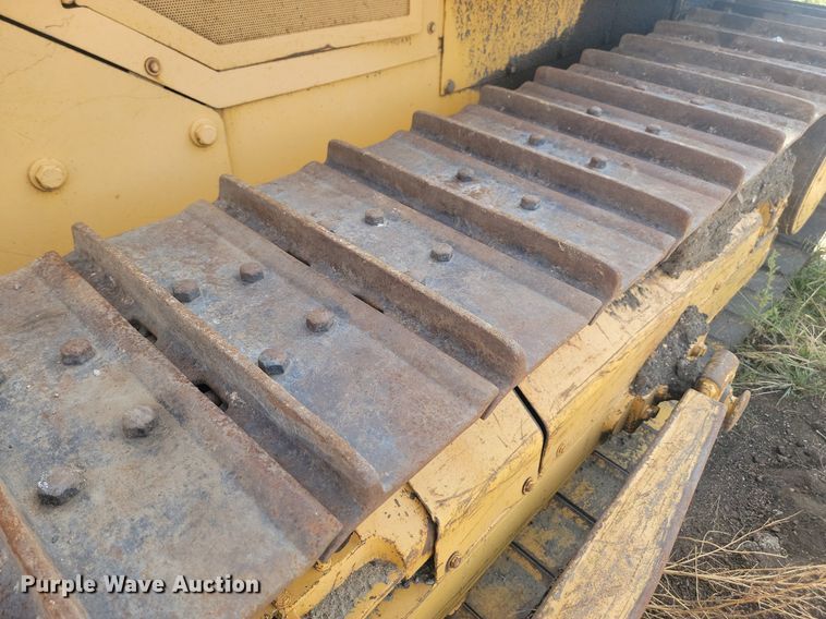 image for item KS9133 1990 John Deere 850B  dozer