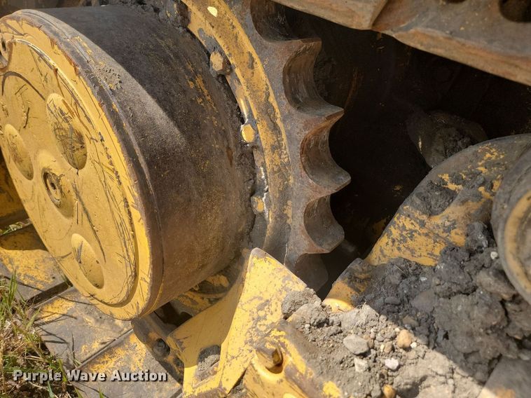 image for item KS9133 1990 John Deere 850B  dozer