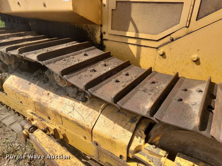 image for item KS9133 1990 John Deere 850B  dozer