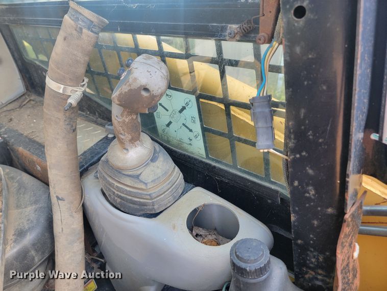 image for item KS9134 2005 Caterpillar 277B  tracked skid steer loader