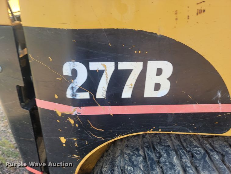 image for item KS9134 2005 Caterpillar 277B  tracked skid steer loader