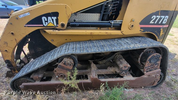image for item KS9134 2005 Caterpillar 277B  tracked skid steer loader
