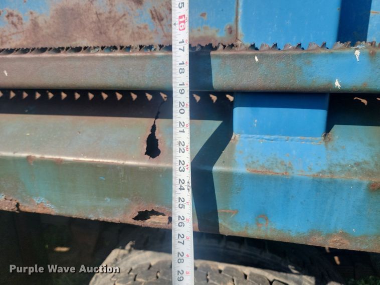 image for item KS9136 1990 Ford L8000  dump truck