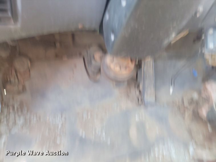 image for item KS9136 1990 Ford L8000  dump truck