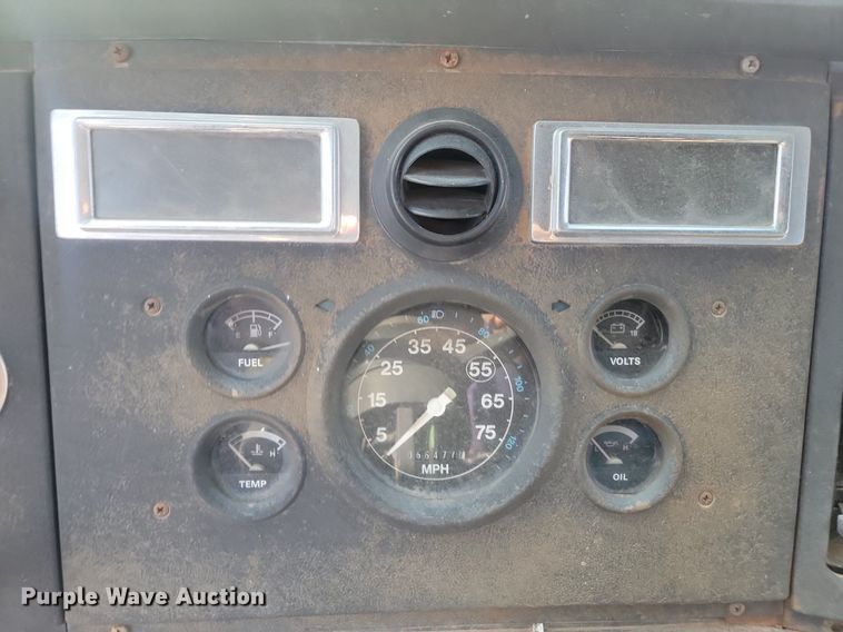 image for item KS9136 1990 Ford L8000  dump truck